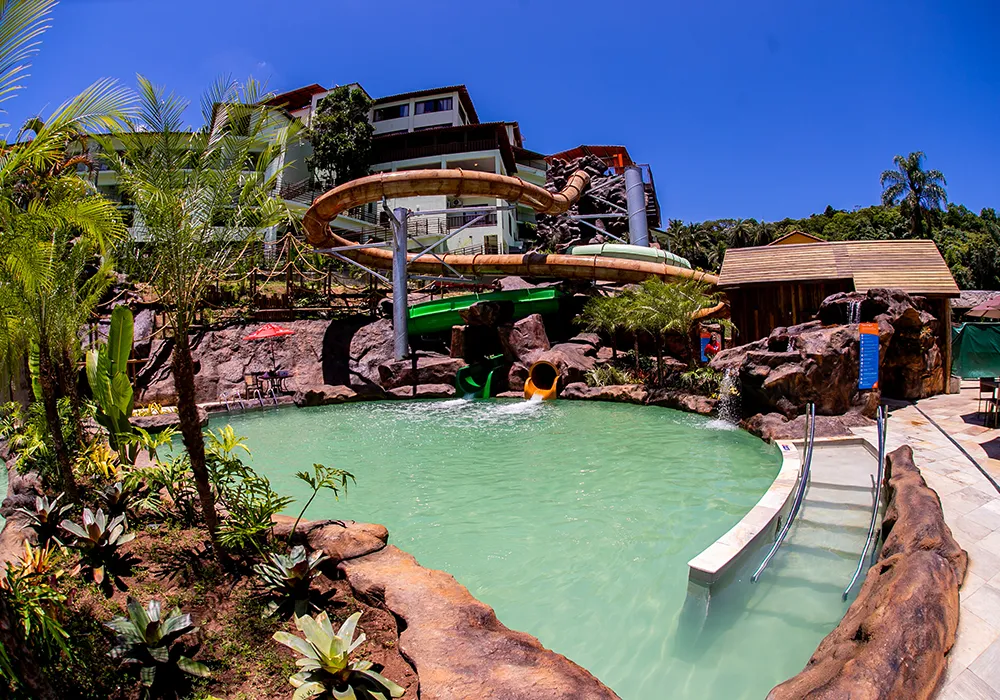 Toboáguas da piscina temática Trem D'Água.