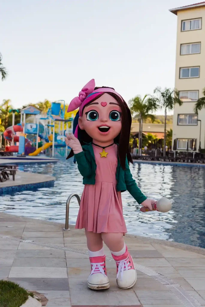 Vivi Sorriso, personagem dos Taualegres da Rede Tauá de Resorts. 